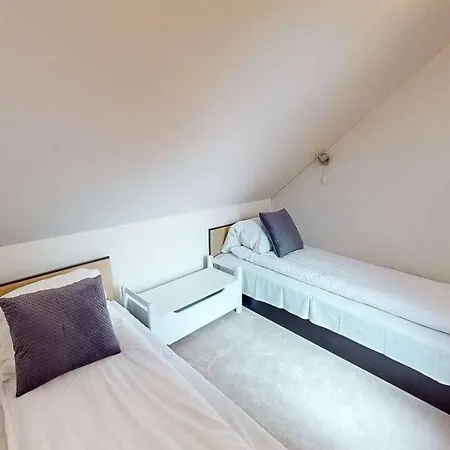 Kamzik - Elegantny Mezonet S Vyhladom شقة دونوفالي