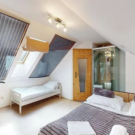 Kamzik - Elegantny Mezonet S Vyhladom