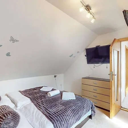Apartment Kamzik - Elegantny Mezonet S Vyhladom Donovaly